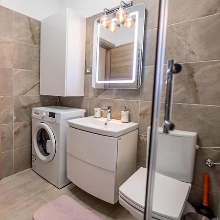 Apartment Onix & Pool 108