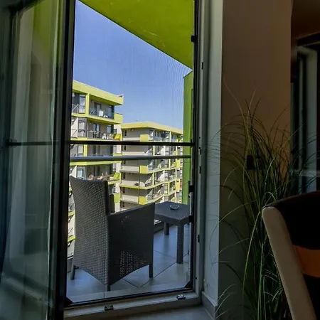 Onix & Pool 108 Apartment Navodari