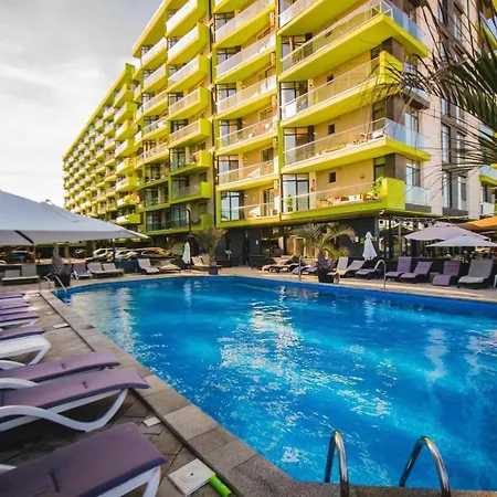 Apartment Onix & Pool 108 *